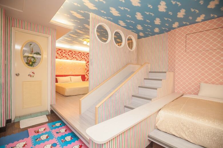 Cherry Blossom Motel