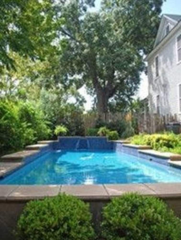 Bed & Breakfast Fig Tree Manor