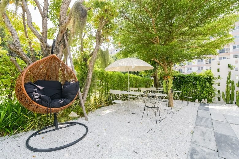 Hotel Oyo 371 Sea Breeze Residence