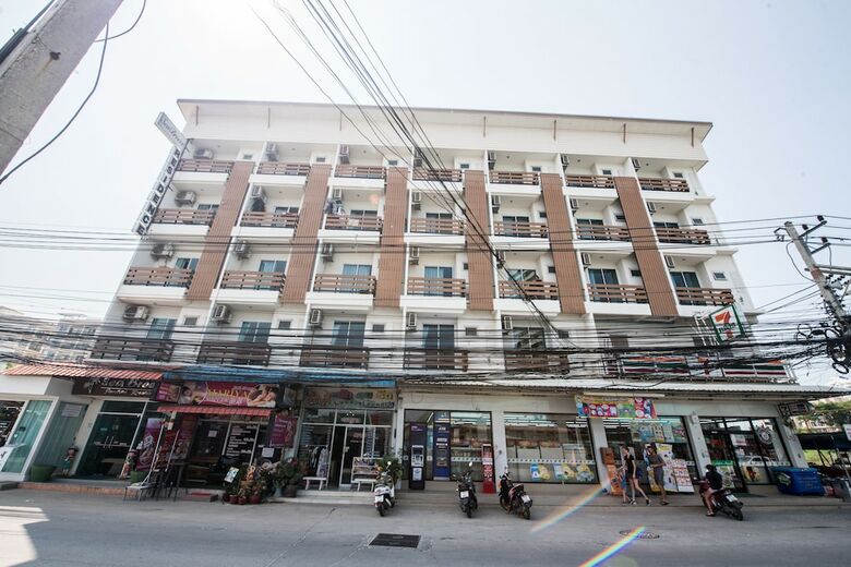 Hotel Oyo 371 Sea Breeze Residence