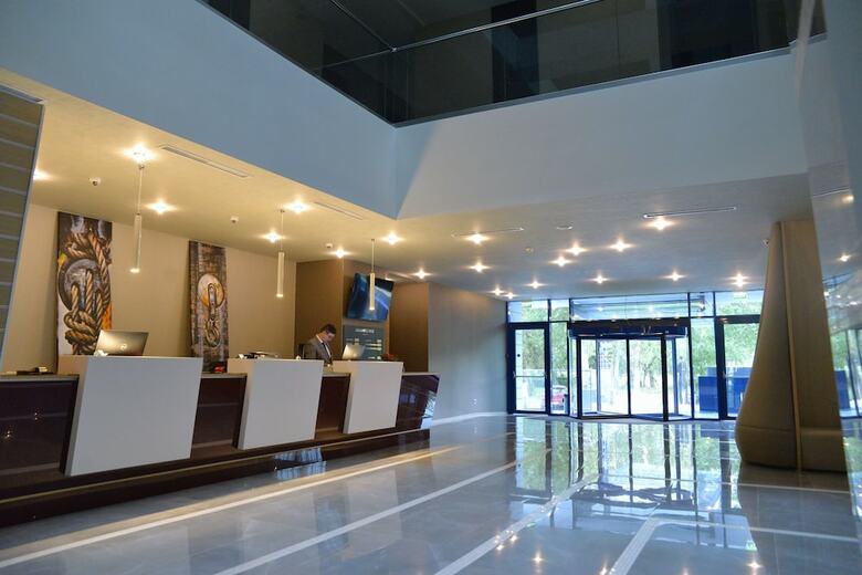 Hotel Ramada By Wyndham Constanta