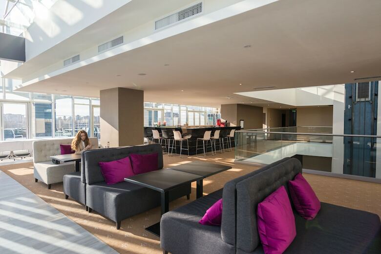 Hotel Ramada By Wyndham Constanta