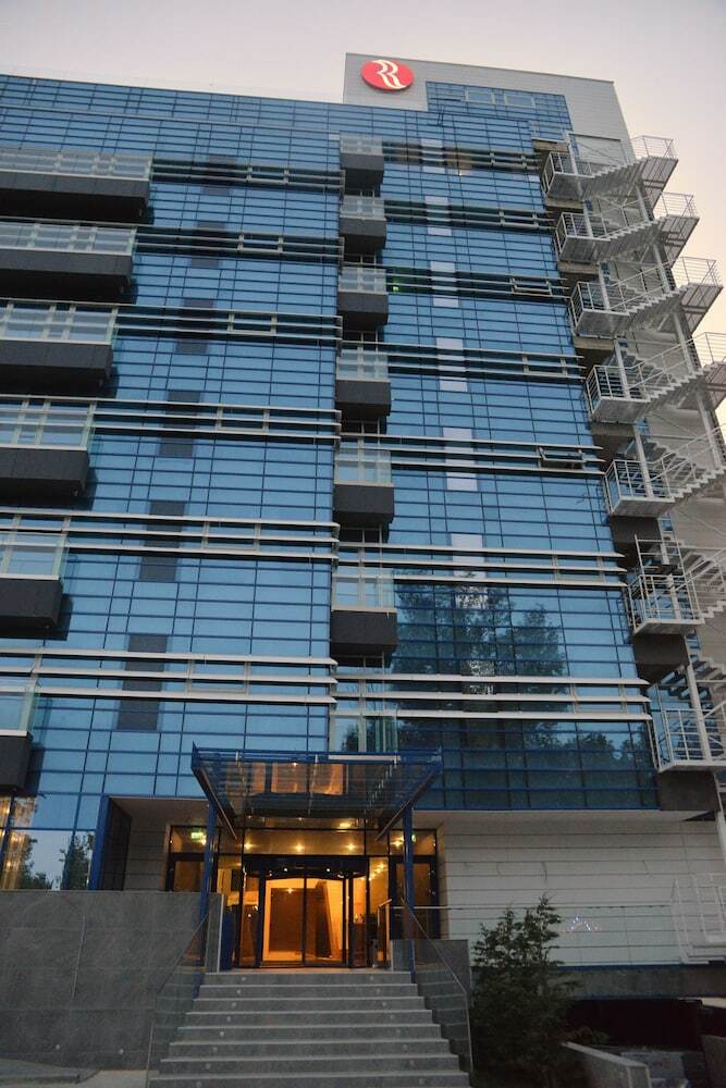 Hotel Ramada By Wyndham Constanta