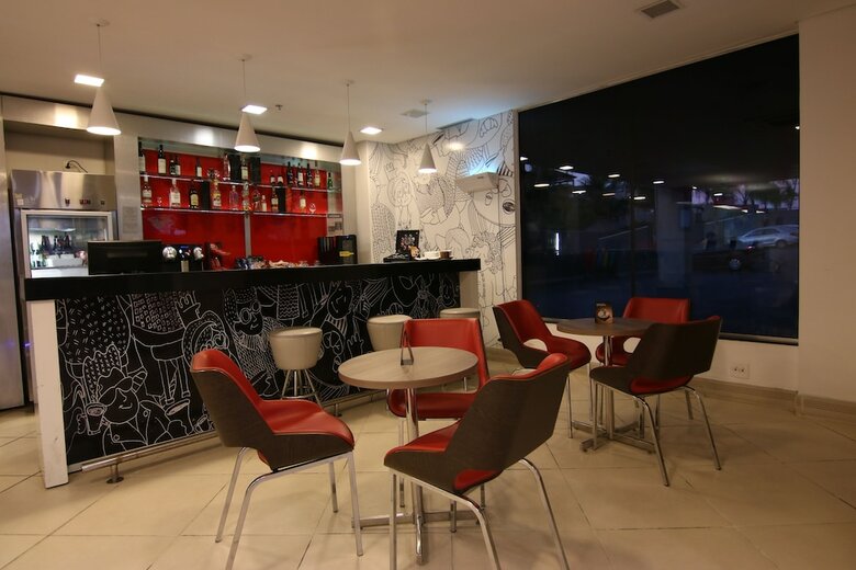 Hotel Samba Itabora�