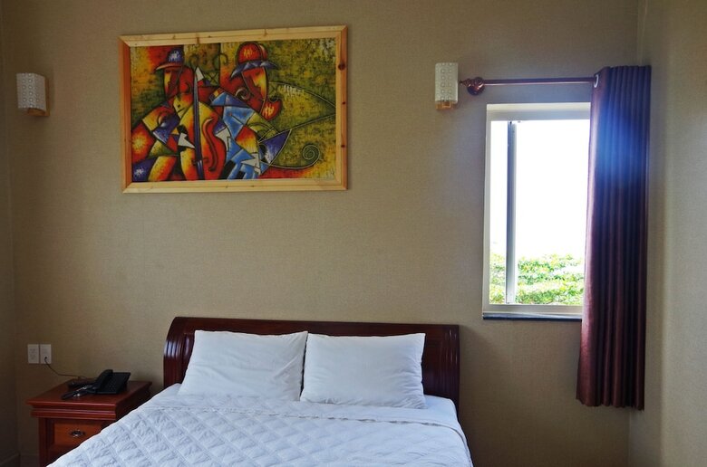 Ngoc Chau Hotel