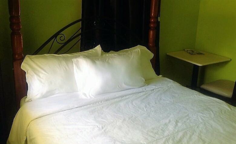Hotel Nairobi Transit Lounge