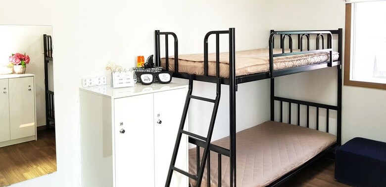 Hostal Guesthouse Enoch - Hostel