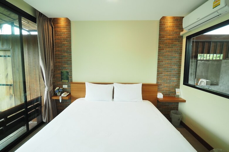 Hotel Maithong Riverside
