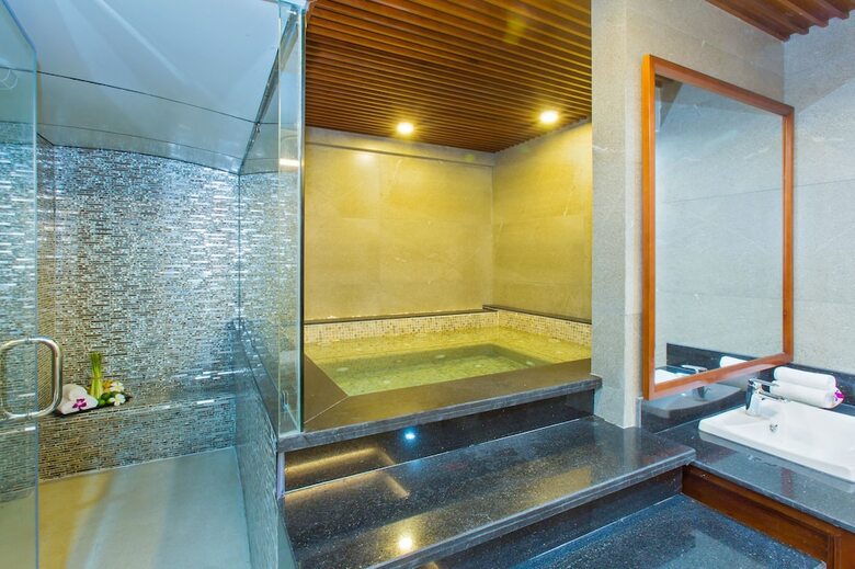 Mandila Beach Hotel Danang
