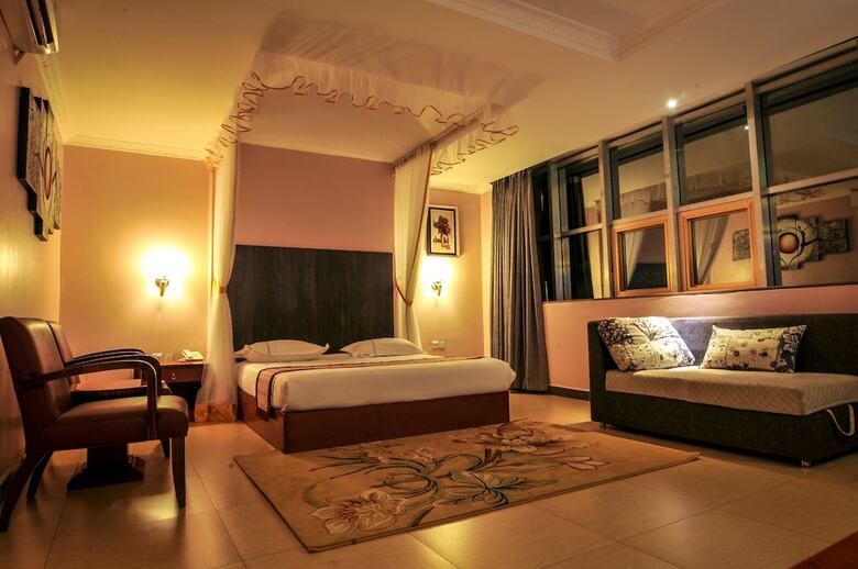 Hbt Russel Hotel