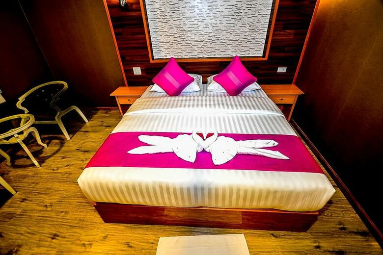 Hotel Lenoi Buri
