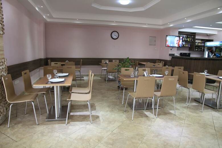 Namayiba Park Hotel