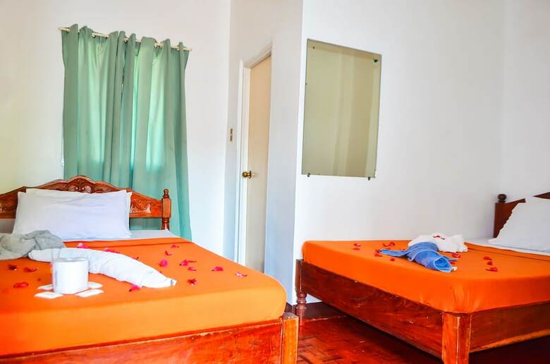 Hotel Pagudpud Rinnovati Beach Resort