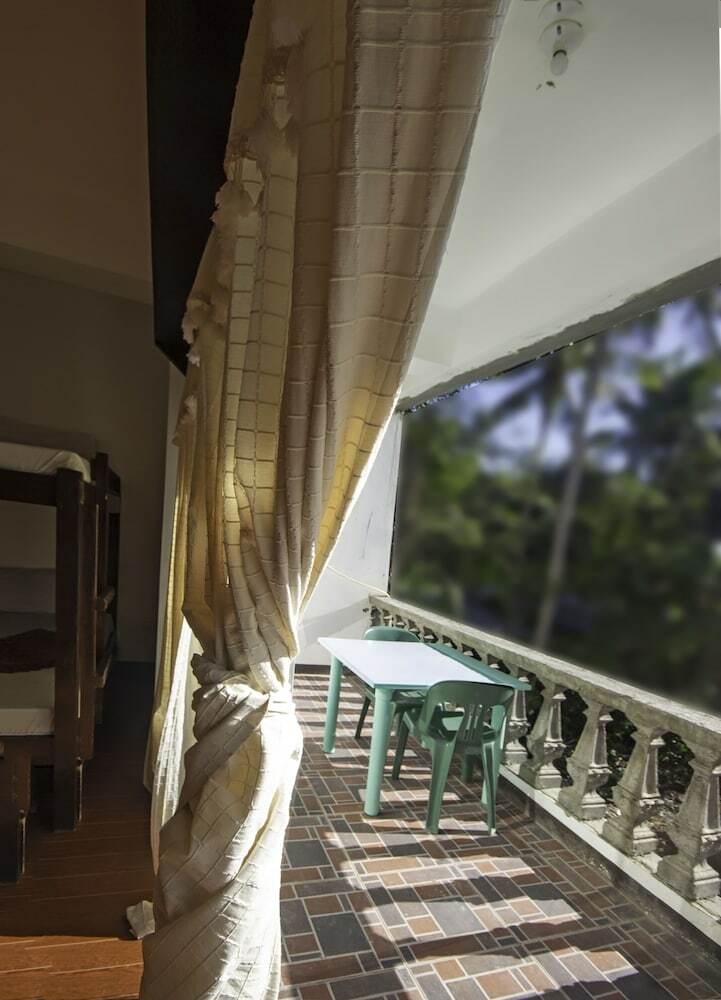 Hotel Pagudpud Rinnovati Beach Resort