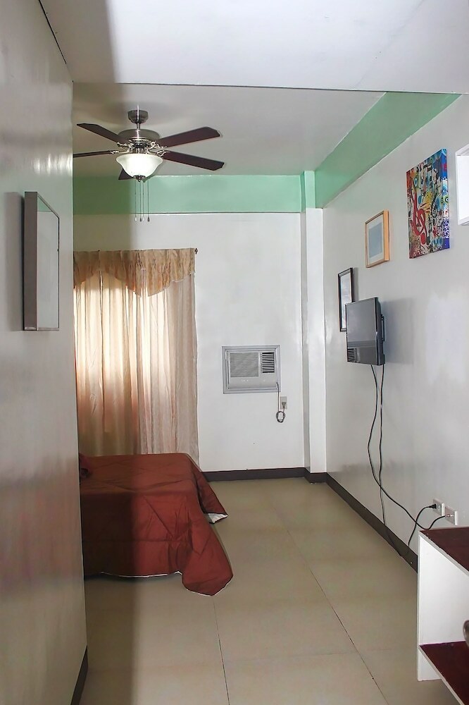 Hotel Pagudpud Rinnovati Beach Resort