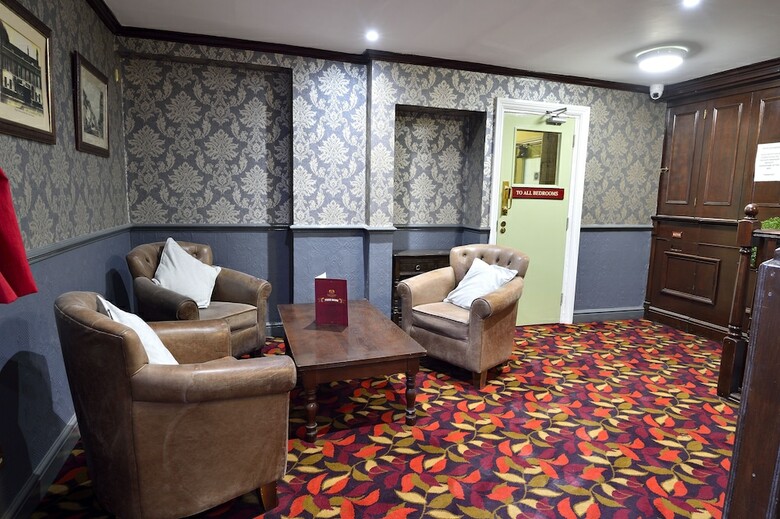 Posada The Royal Victoria & Bull Hotel