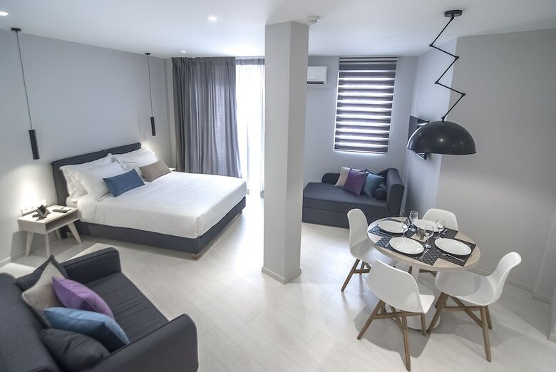 Aparthotel Acropolis Stay