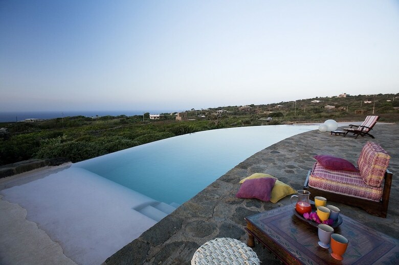 Hotel Zubebi Resort