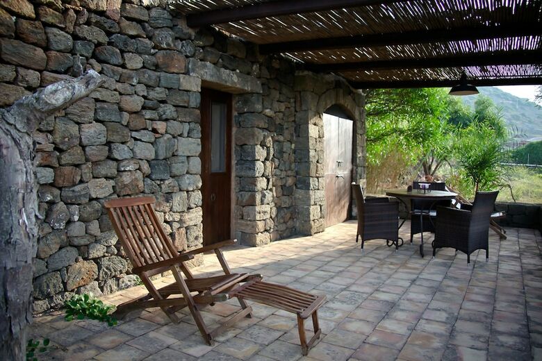 Hotel Zubebi Resort
