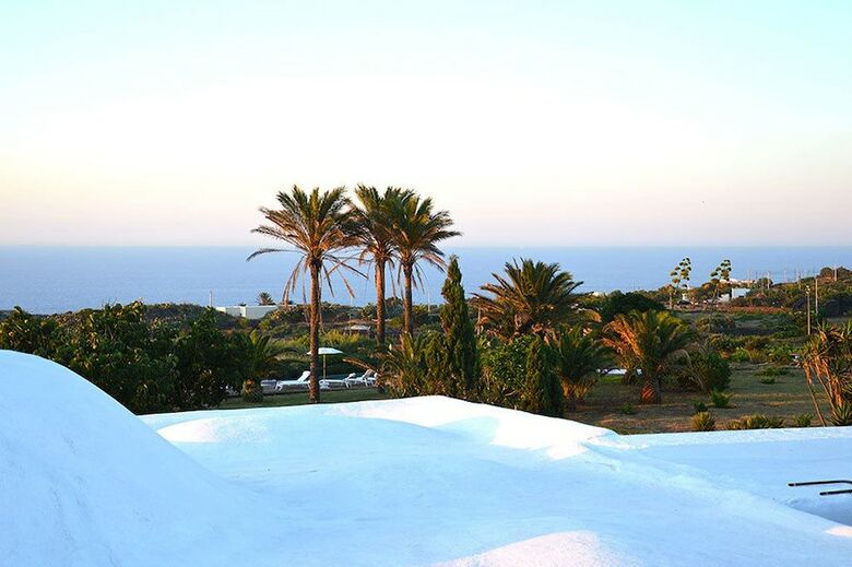 Hotel Zubebi Resort