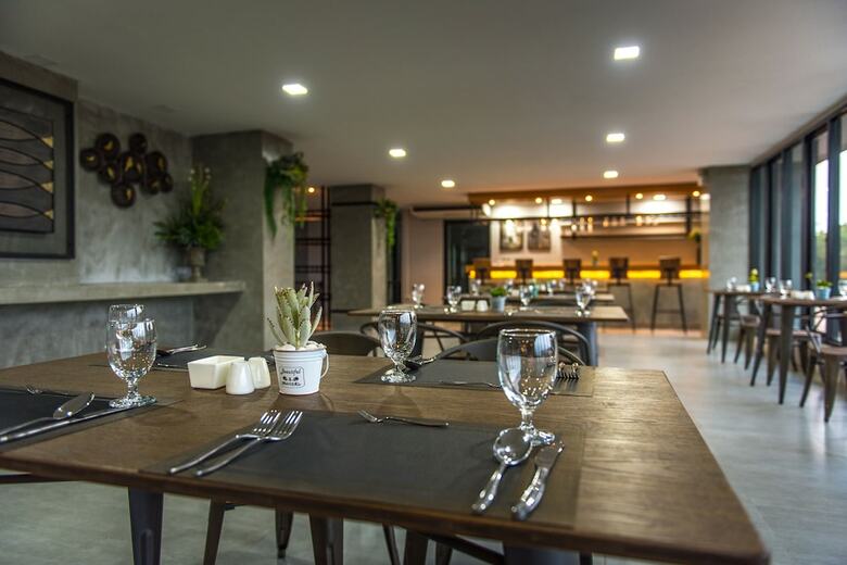 De V Loft Hotel