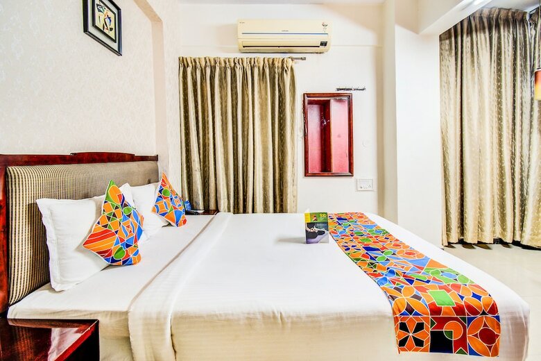 Fabhotel Oriental Suites