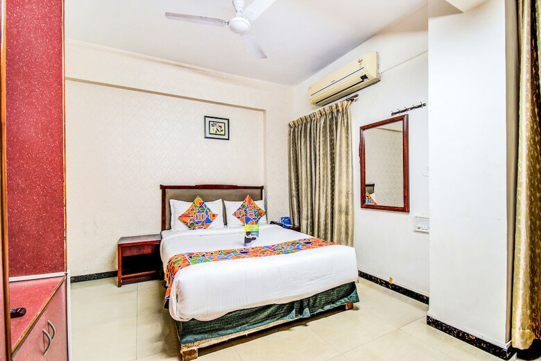Fabhotel Oriental Suites