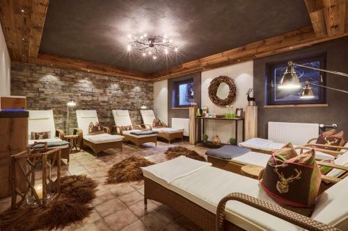 Hotel L�ngenfelder Hof