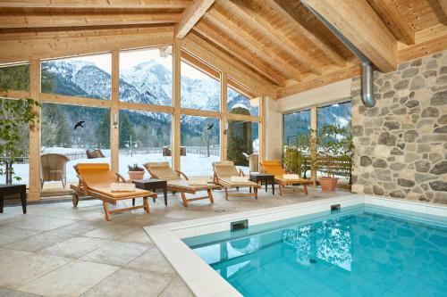 Hotel L�ngenfelder Hof