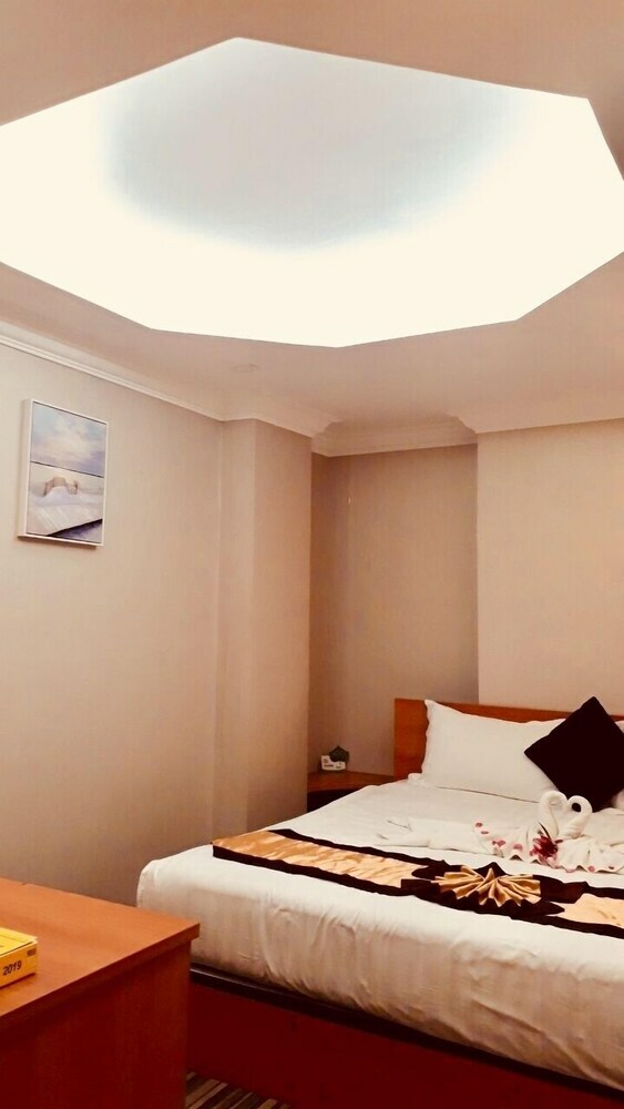 Hotel City Central Inn