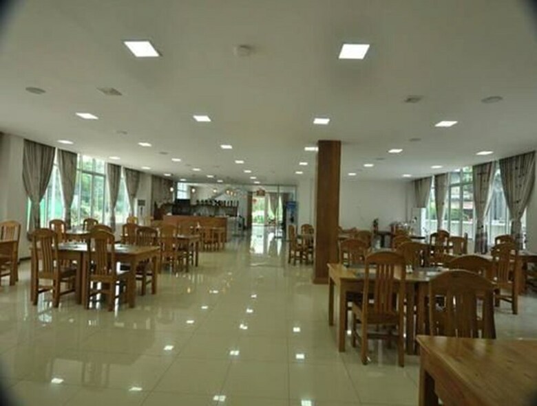 Taw Win Yadanar Hotel