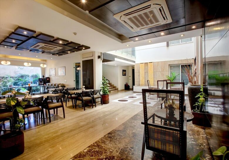 Hotel Mint Casa