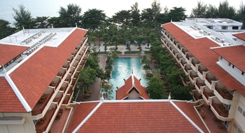 Hotel Avalon Beach Resort