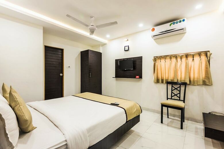 Hotel Bkc Palace