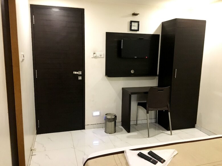 Hotel Bkc Palace