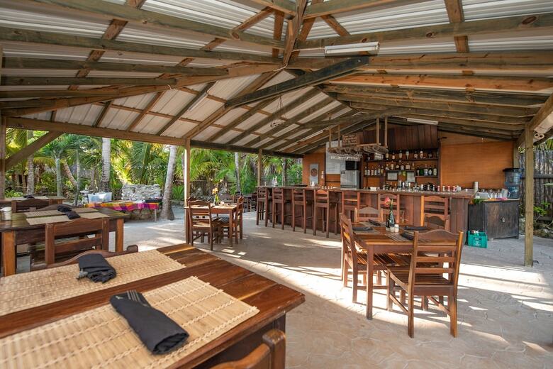 Hotel Bella Vista Guesthouse & Cabins