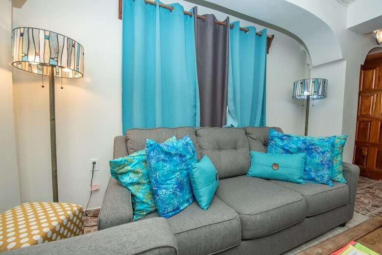 Hotel Bella Vista Guesthouse & Cabins