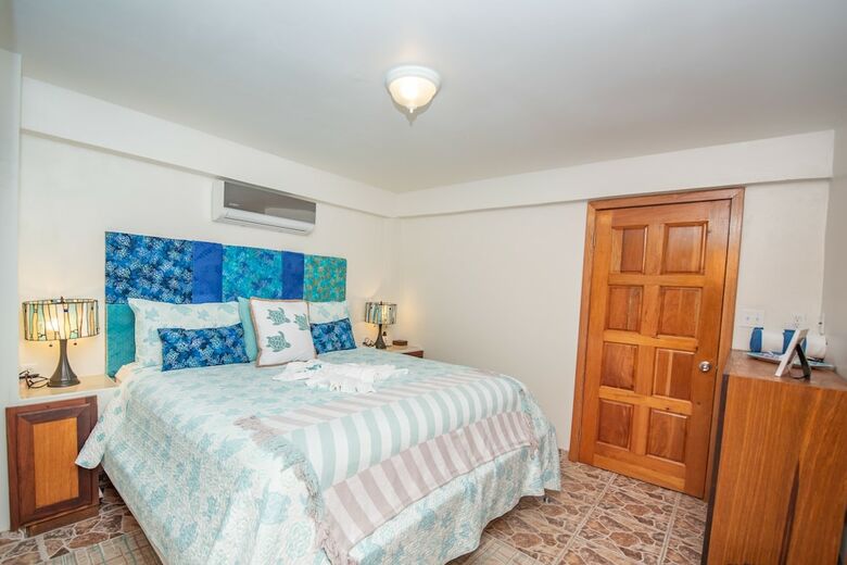 Hotel Bella Vista Guesthouse & Cabins