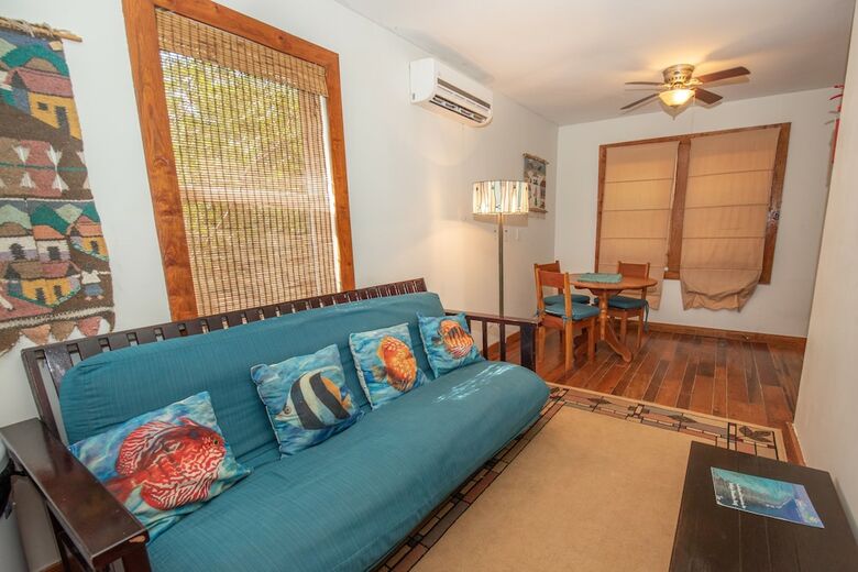 Hotel Bella Vista Guesthouse & Cabins