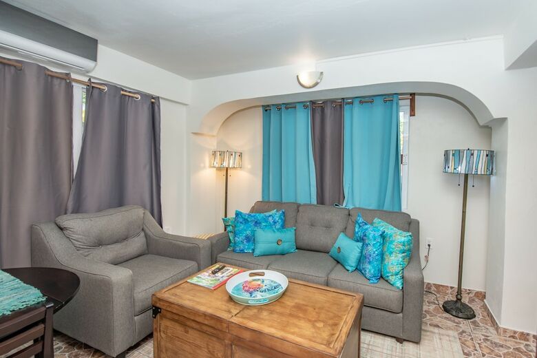 Hotel Bella Vista Guesthouse & Cabins
