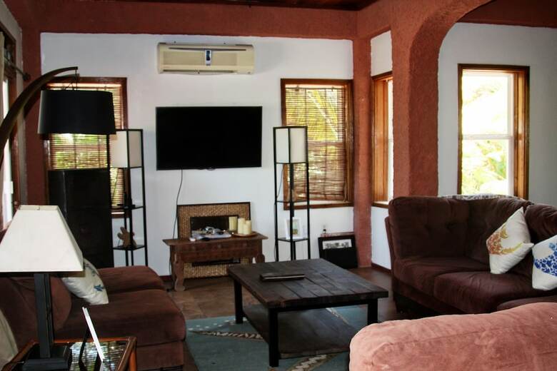 Hotel Bella Vista Guesthouse & Cabins
