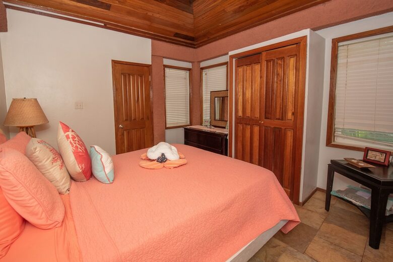 Hotel Bella Vista Guesthouse & Cabins