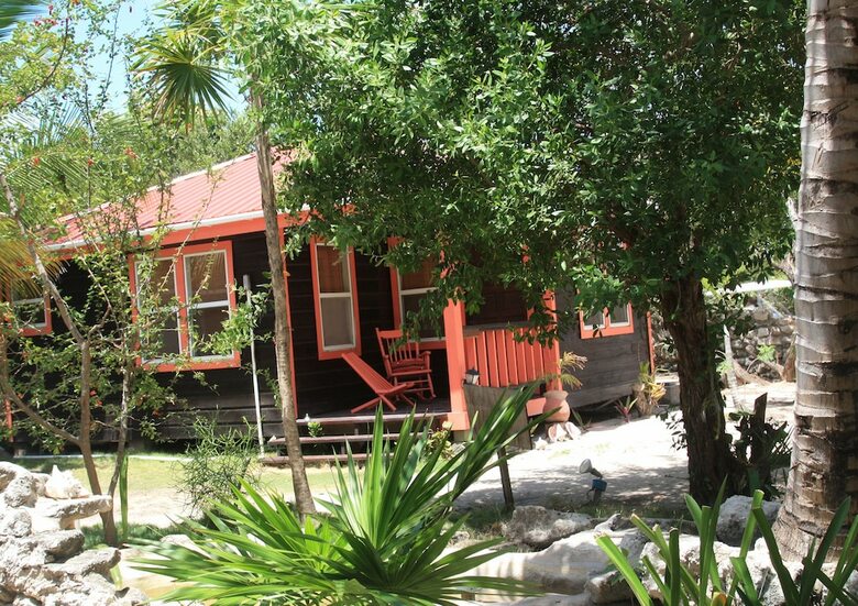 Hotel Bella Vista Guesthouse & Cabins