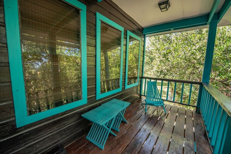 Hotel Bella Vista Guesthouse & Cabins