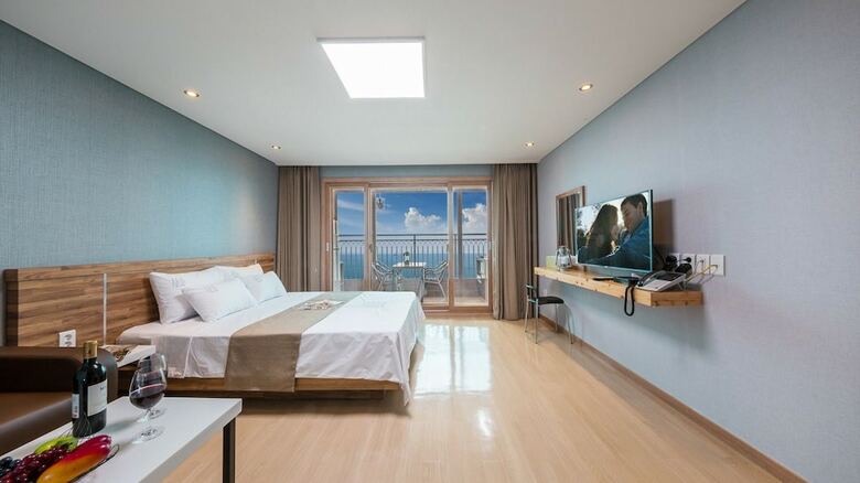 Aria Pension Resort