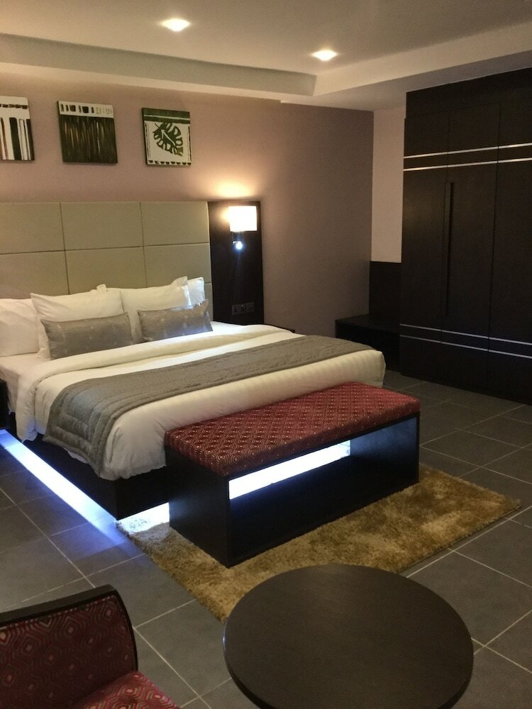 The Nook Hotel