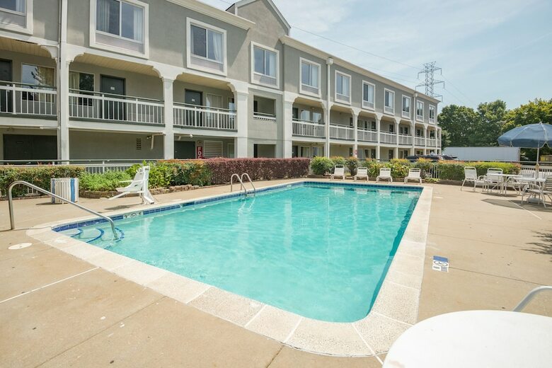 Motel Norcross Inn And Suites