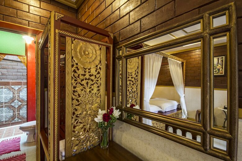 Hotel Irawadee Resort