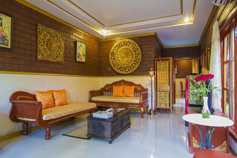 Hotel Irawadee Resort