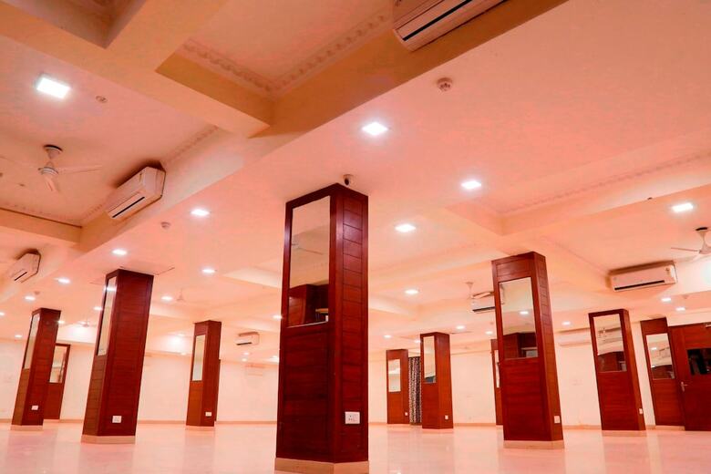 The Metro Star Hotel